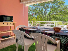 Appartement cosy à Cavalière avec terrasse, proche plage et commerces, 6 couchages - FR-1-251-546